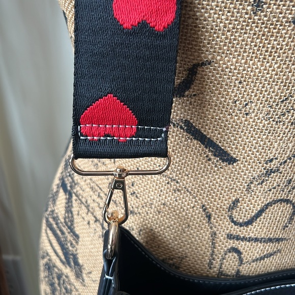 Adorable Black Vegan Leather Shoulder Bag W/Heart Patterned Strap & Black Strap - Picture 2 of 10